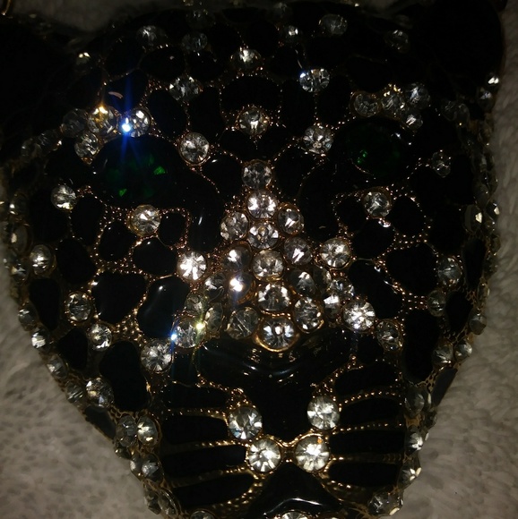 Gorgeous Gold Tone Embellished Leopard Necklace🌷 - Picture 3 of 5